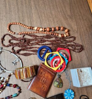 c373- vintage jewelry collection - Image 4