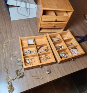 c374- jewelry box with vintage jewelry - Image 1