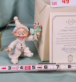 d49- Dopey Lenox Disney Showcase Ornament - Image 1