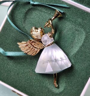 d65- Swarovski Crystal Memories 1997 Angel ornament - Image 2