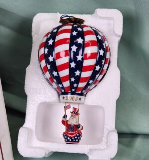 d68- Danbury Mint 1st Annual Stars and Stripes Santa hot air balloon ornament - Image 2