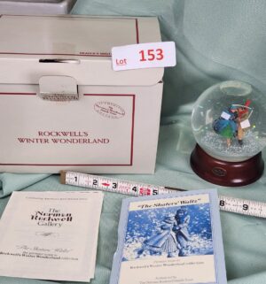 d153- Rockwells Winter Wonderland Snowglobe - Image 1