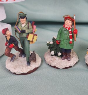 d175- Norman Rockwells Family Treasures w/ COA - Image 2