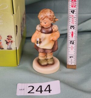 d244- Bee my Friend 2015 Exclusive Edition