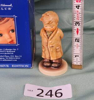 d246- To Shy to Sing Hummel club w/ box