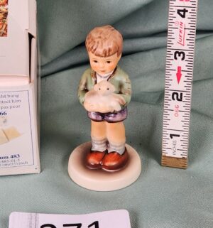 d271- Ill Protect Him. Goebel w/ box