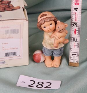 d282- Marcos Cuddle Bear. Goebel w/ box
