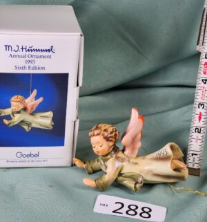 d288- Final Issue Herald on High MI Hummel w/ box