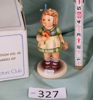 d327- The surprise. Collectors Club w/ box