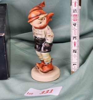 d331- Goebel M.I. Hummel March Winds w/ box