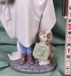 d403- Trick or Treat w/ Box. Lladro - Image 3