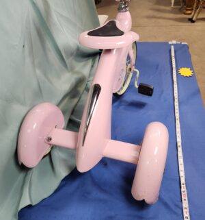 e8- Airflow Collectibles Sky Princess tricycle, a modern replica of the classic 1936 Sky King model - Image 3