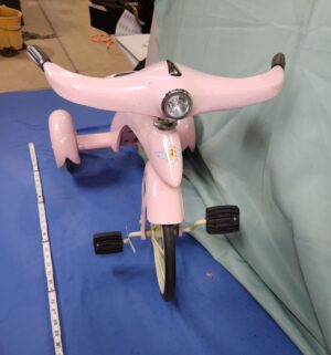 e8- Airflow Collectibles Sky Princess tricycle, a modern replica of the classic 1936 Sky King model - Image 5