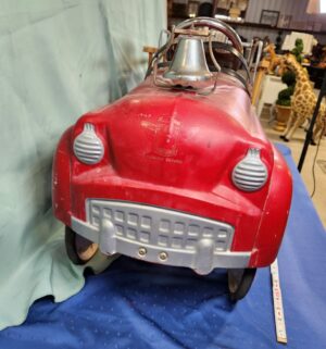 e11- vintage style jet flow drive fire truck pedal car. - Image 6
