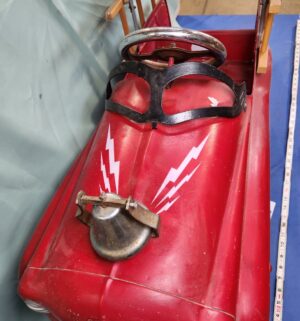 e11- vintage style jet flow drive fire truck pedal car. - Image 7