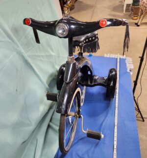 e13- Airflow Collectibles Road Hog Tricycle, a replica of the 1936 Sky King model - Image 6