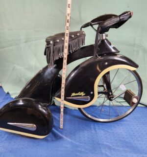 e14- Airflow Collectibles Road Hog Tricycle, a replica of the 1936 Sky King model - Image 7