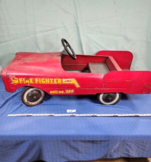 e17- 1960s AMF Fire Fighter Unit No. 508 pedal car
