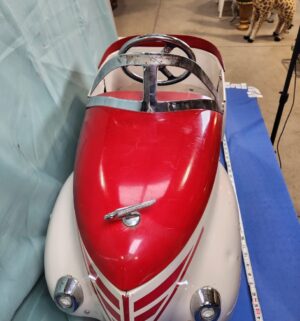 e18- Starbucks 2002 Limited Edition Gendron Roadster pedal car. Only 400 produced! Very Rare - Image 8