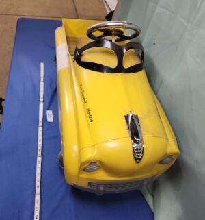 e20- Instep City Taxi Cab No. 954 pedal car - Image 3