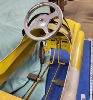 e20- Instep City Taxi Cab No. 954 pedal car - Image 5
