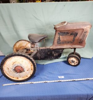 e21- vintage AMF Mustang pedal tractor