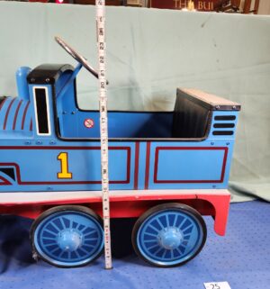 e25- Very Rare Thomas the Tank Engine pedal car - Image 9
