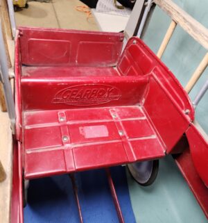 e28- Gearbox Volunteer Fire Department Truck No. 2 pedal car - Image 7
