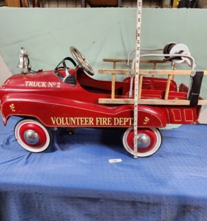 e28- Gearbox Volunteer Fire Department Truck No. 2 pedal car - Image 11