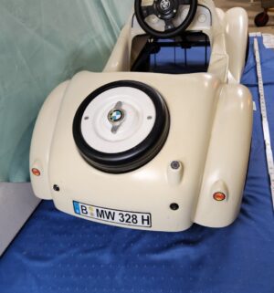 e31- BMW 328 Roadster pedal car ride-on toy version. Made in Italy - Image 4
