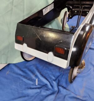 e32- Instep Metro City Police No. 54 pedal car - Image 8