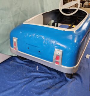 e33- 1950s Garton Kidillac pedal car - Image 6