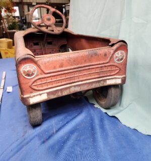 e34- 1950s Murray Fire Chief pedal car - Image 7
