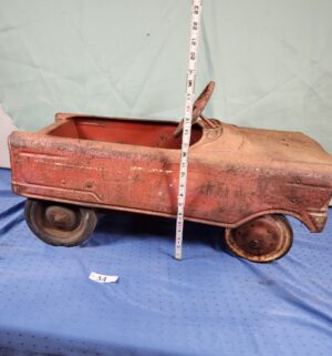 e34- 1950s Murray Fire Chief pedal car - Image 8