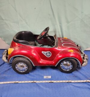 e36- 1970s Junior Sportsters TS-110 VW Beetle pedal car - Image 1