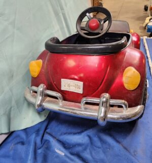 e36- 1970s Junior Sportsters TS-110 VW Beetle pedal car - Image 8