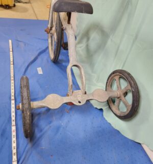 e37- 1940s Anthony Brothers Convert-O cast aluminum convertible tricycle - Image 2
