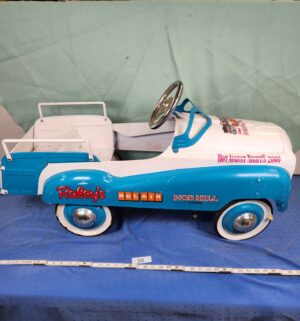 e38- Gearbox Raleys pedal car. Sold from july-dec 2000 - Image 1