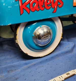 e38- Gearbox Raleys pedal car. Sold from july-dec 2000 - Image 9