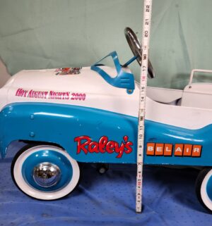 e38- Gearbox Raleys pedal car. Sold from july-dec 2000 - Image 12
