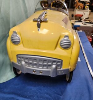 e39- Gilmore Red Lion Speedway Special pedal car. Limited Edition - Image 8