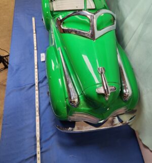 e42- 1941/42 Steelcraft Chrysler pedal car - Image 4