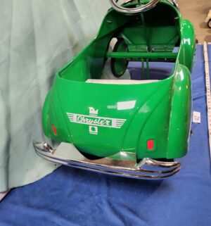 e42- 1941/42 Steelcraft Chrysler pedal car - Image 10