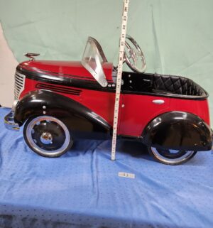 e43- vintage Garton pedal car, 1934 DeSoto Airflow or similar model/era - Image 12