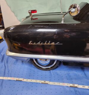 e44- 1950s Garton Kidillac pedal car - Image 2