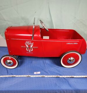 e45- Ford V8 Deuce Collectors Edition pedal car. - Image 1