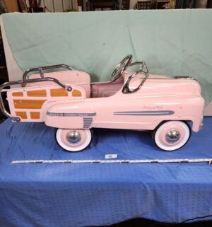 e46- Pretty In Pink Woody Station Wagon pedal car - Image 1