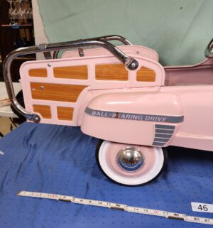 e46- Pretty In Pink Woody Station Wagon pedal car - Image 3