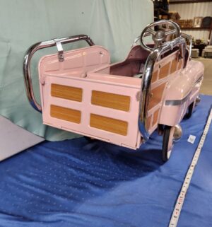 e46- Pretty In Pink Woody Station Wagon pedal car - Image 5