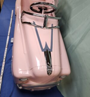 e46- Pretty In Pink Woody Station Wagon pedal car - Image 9
